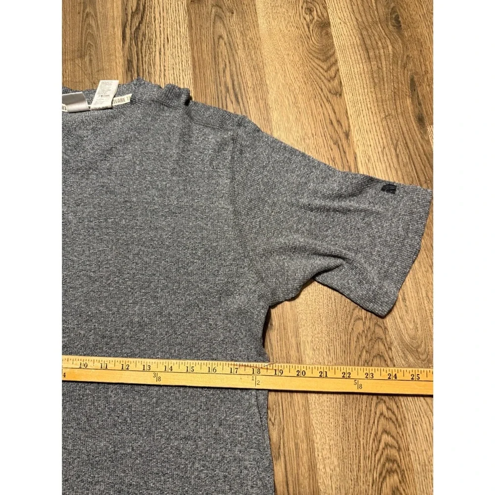 The North Face T-Shirt Mens Medium Gray Adult Tekware Performance Excellent